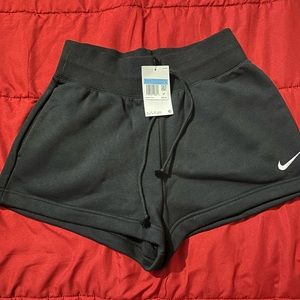 Nike women’s shorts
